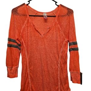No Boundaries Neon Orange Long Sleeve V-Neck Top Sz Md